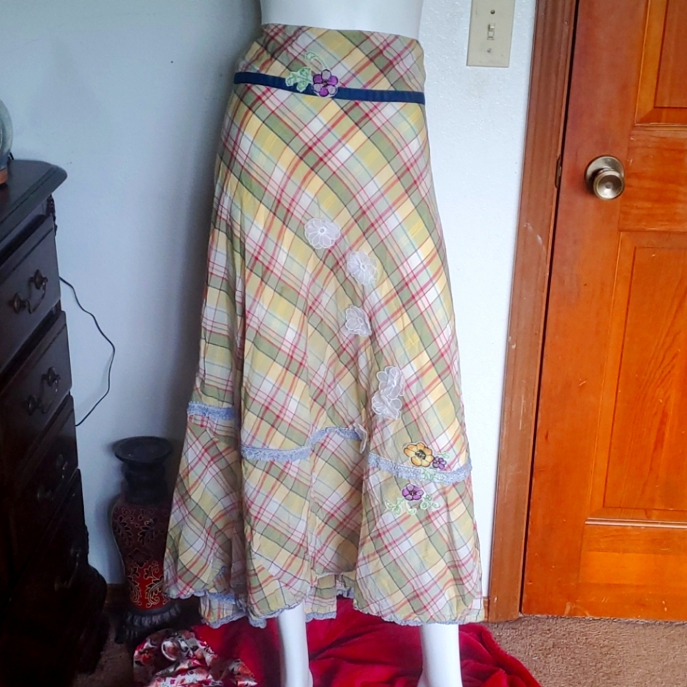Free people skirt.